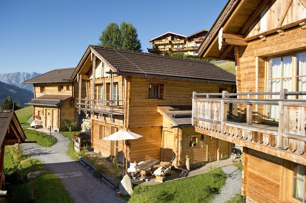 Chaletdorf Bergherz Санкт-Йохан Экстерьер фото